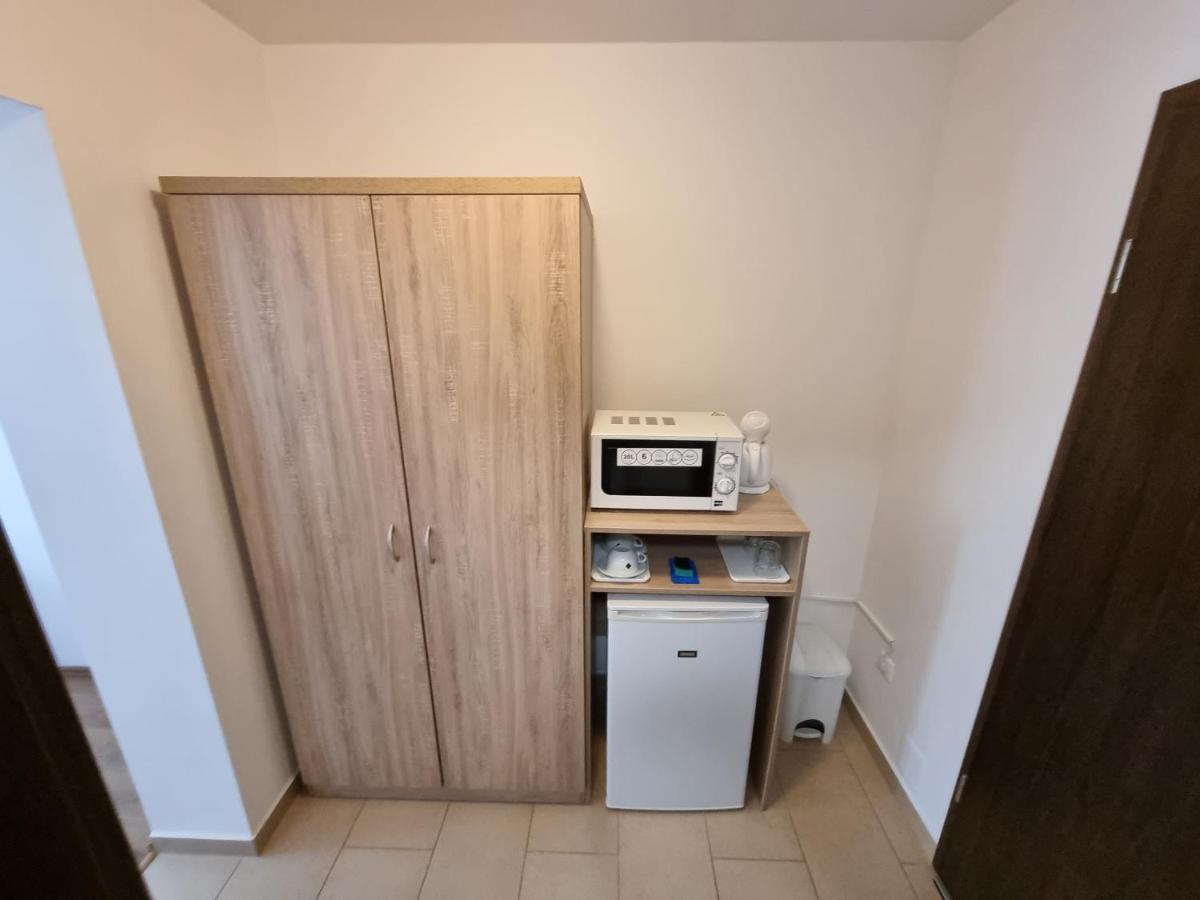 Adam Apartmanhaz Siófok Exterior foto