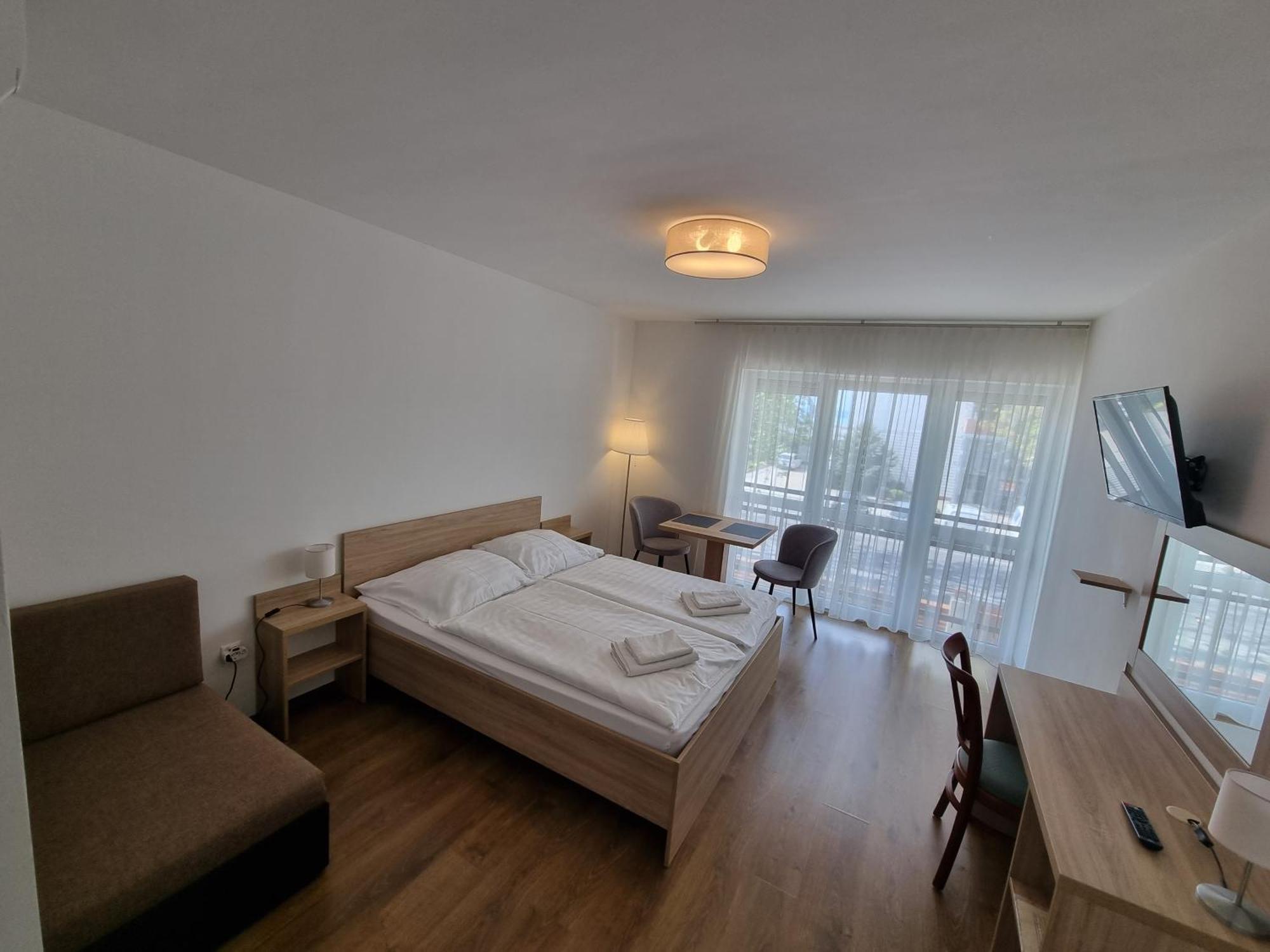Adam Apartmanhaz Siófok Zimmer foto