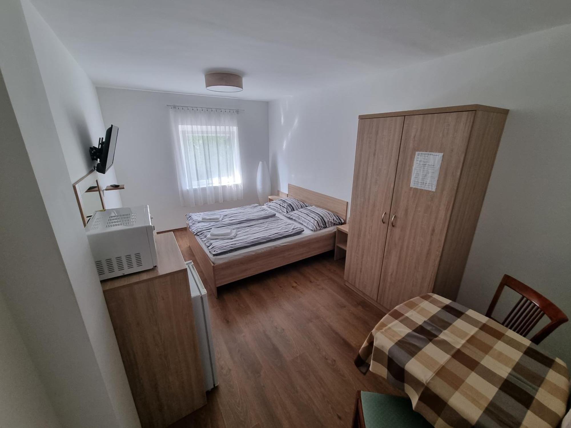 Adam Apartmanhaz Siófok Zimmer foto