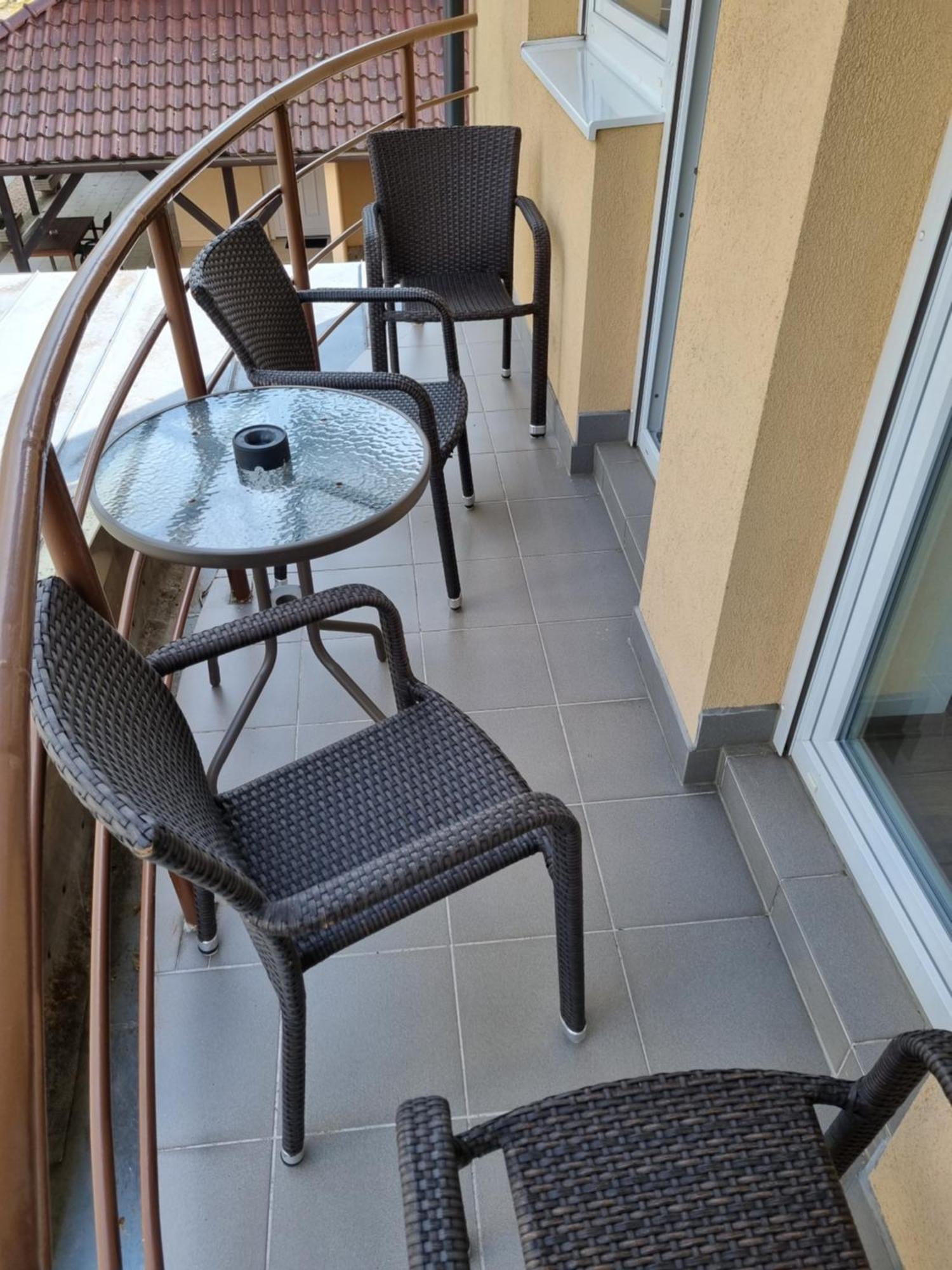 Adam Apartmanhaz Siófok Zimmer foto